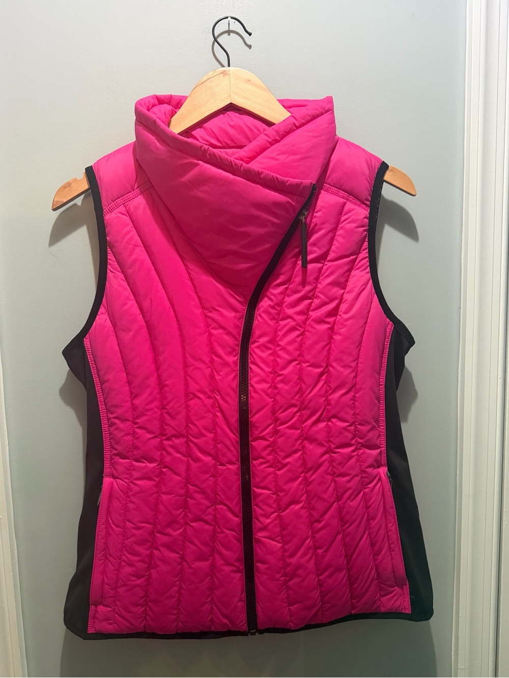 Calvin Klein Hot Pink Quilted Sleeveless Vest with Black Panels